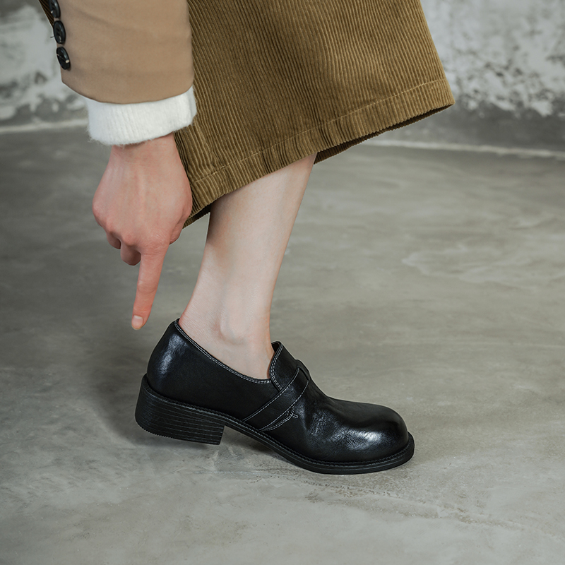 Nuevos Zapatos de Tacón Bajo c - Vintage Fashion Girl reseña y precio