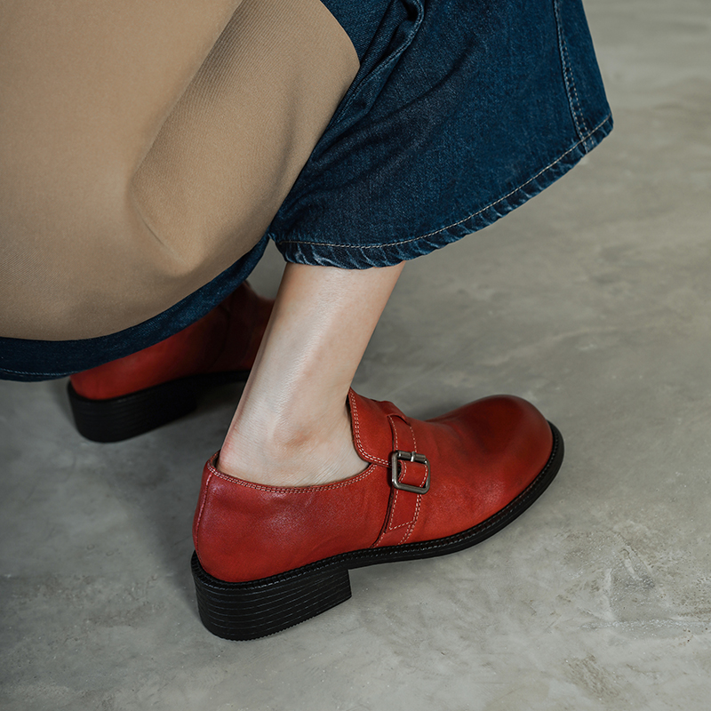 Nuevos Zapatos de Tacón Bajo c - Vintage Fashion Girl reseña y precio