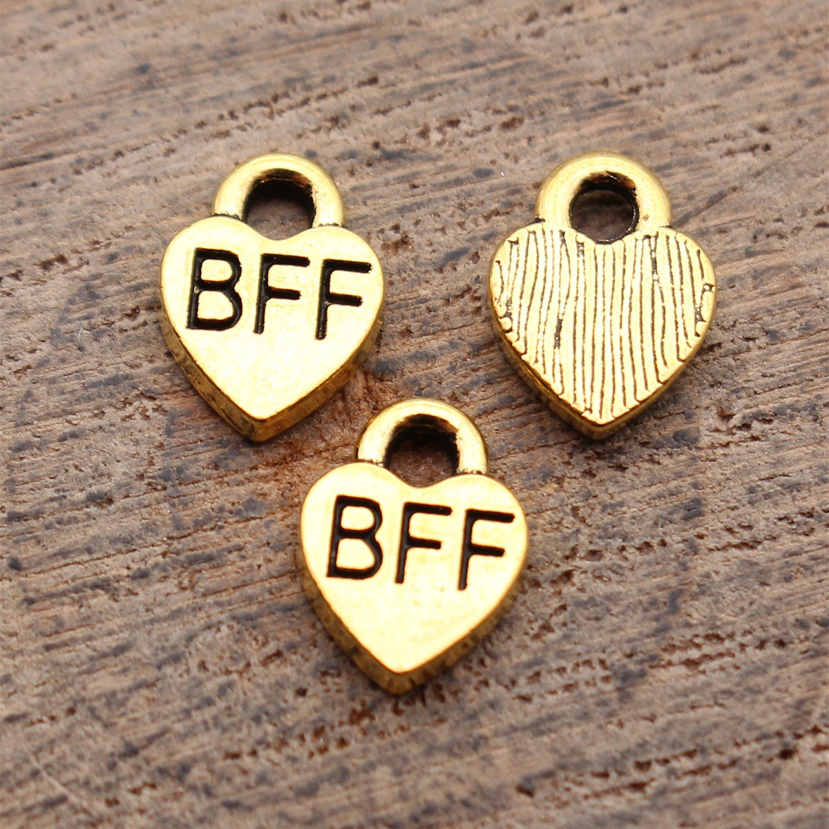 40 Piezas de Dijes de Corazón  - Vintage Fashion Aesthetic reseña y precio