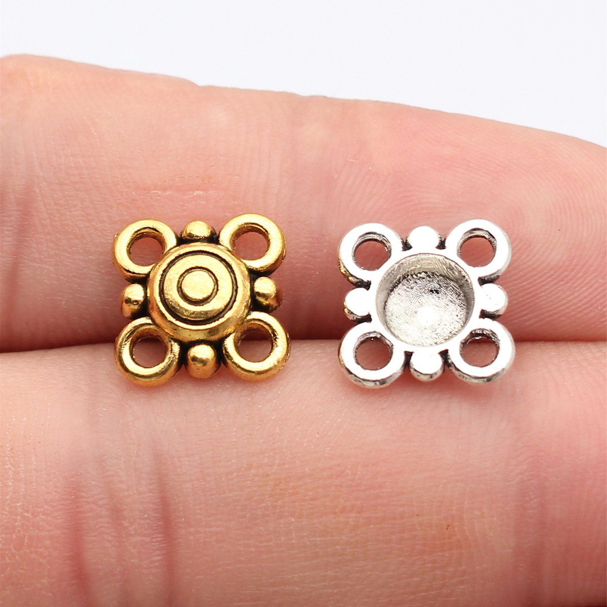 WYSIWYG 20 piezas 15x15mm Cone - Vintage Fashion Aesthetic reseña y precio