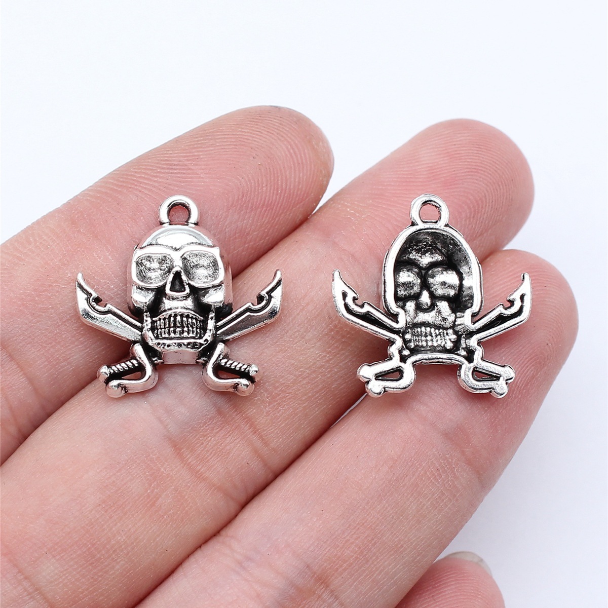 20 piezas de dijes de calavera - Vintage Fashion Stores reseña y precio